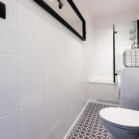 Blisko Starowki, Srodmiescie